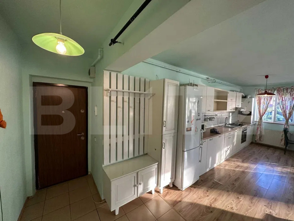 Apartament cu 2 camere, 60 mp, zona Florilor