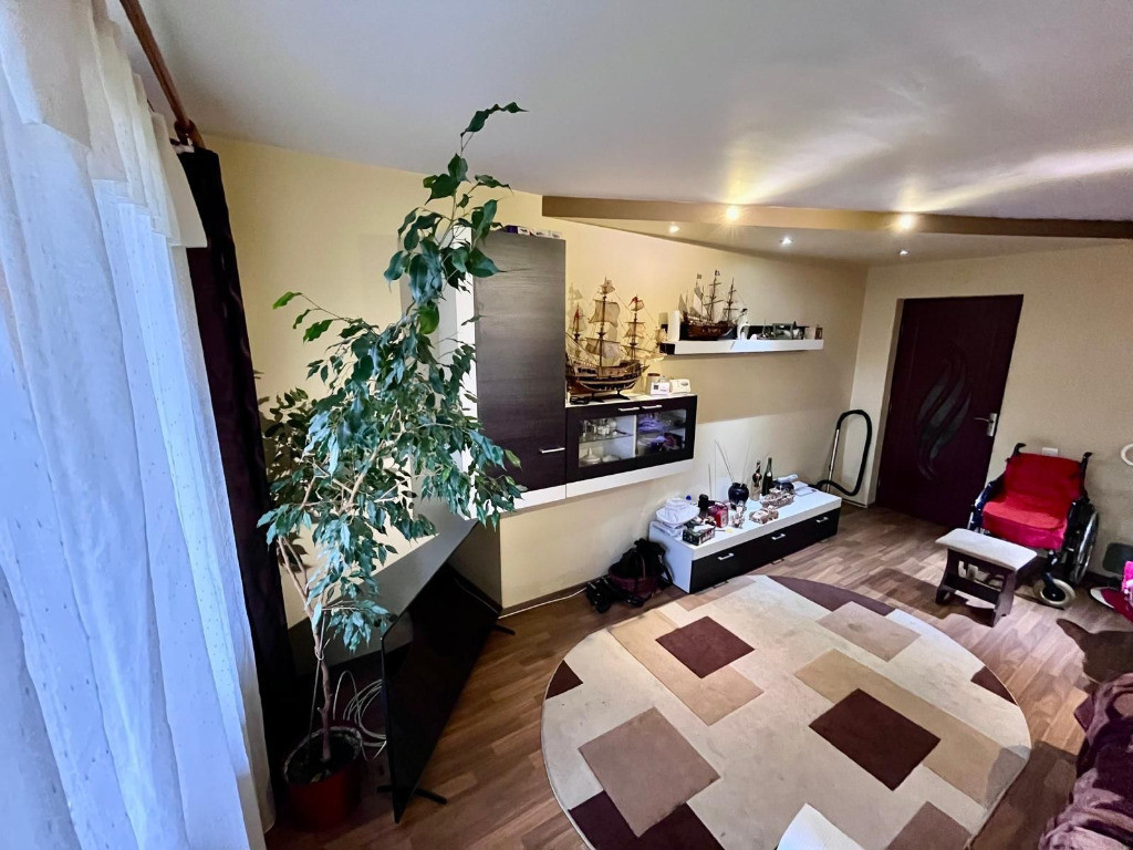 Apartament 3 camere zona Lidl Craiter