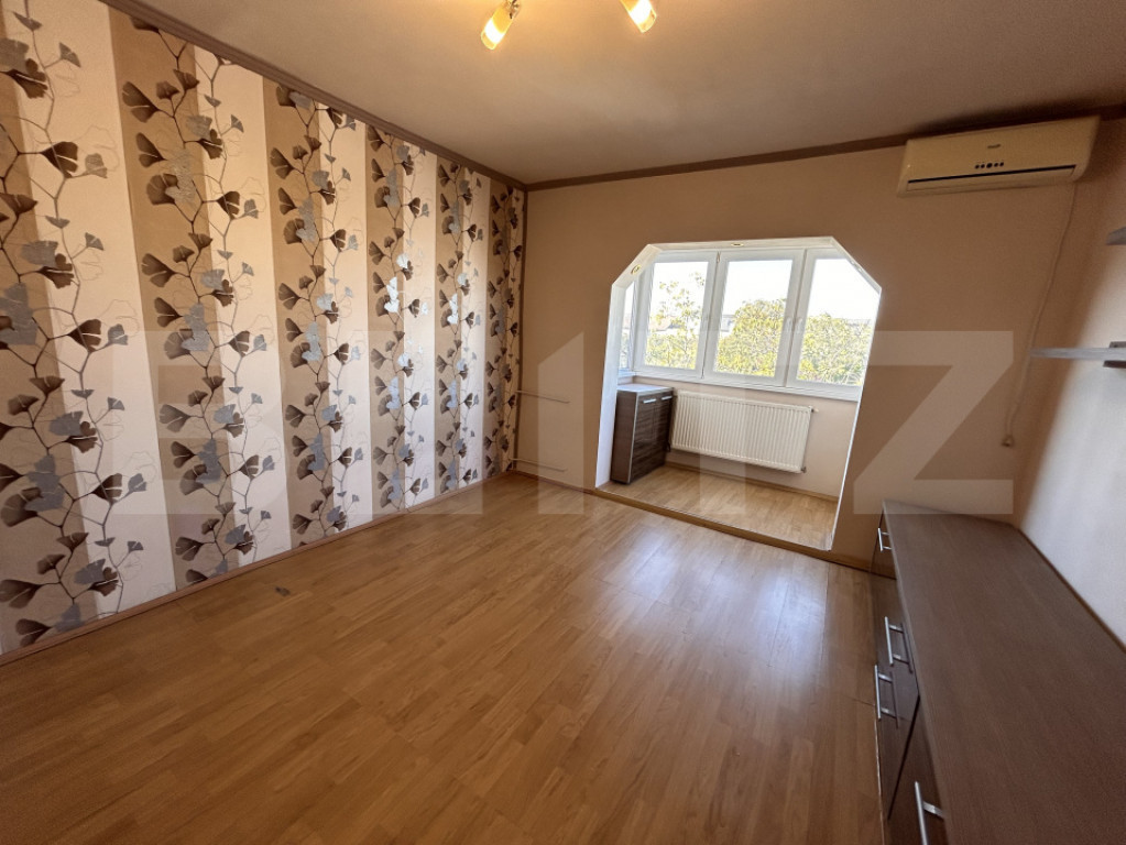 Apartament cu 2 camere, 50 mp, zona Lipovei