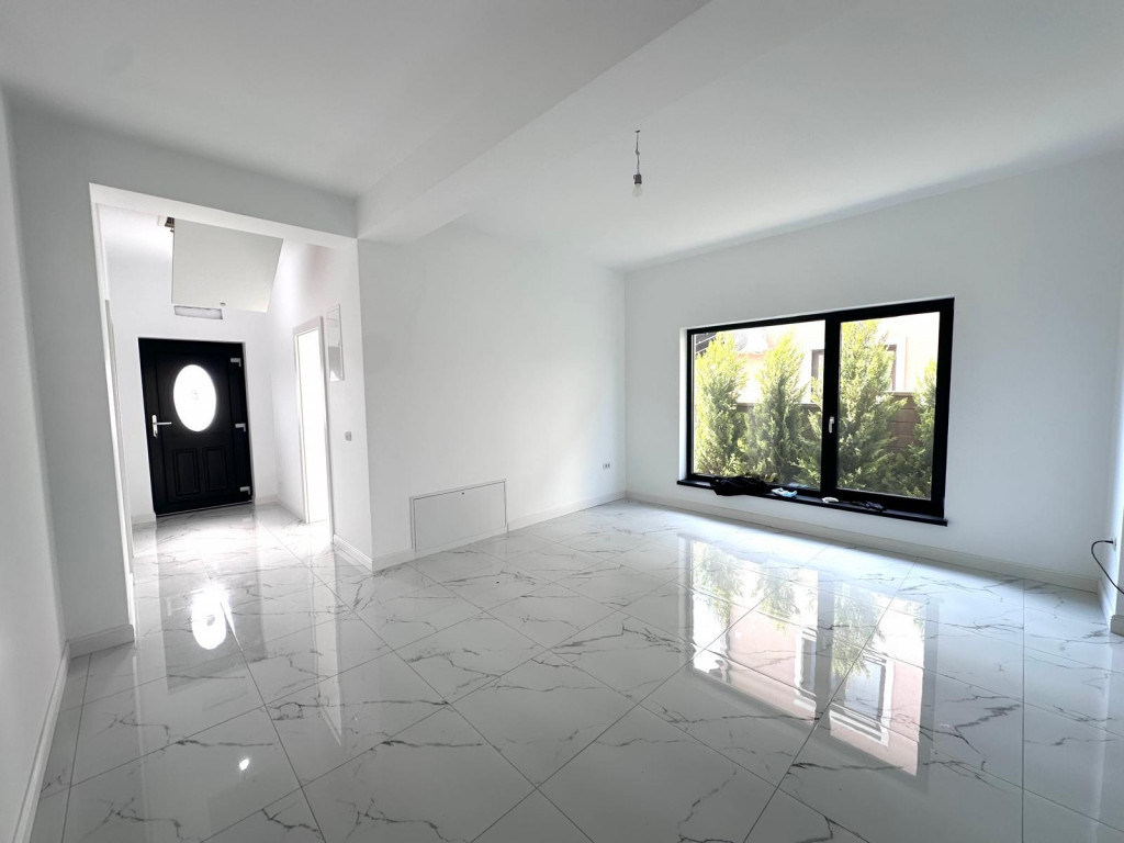 Duplex Mosnita pe parter - Toate utilitatile - zona foarte b