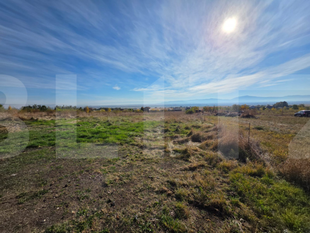 Teren intravilan cu vedere panoramica, in zona Salomer