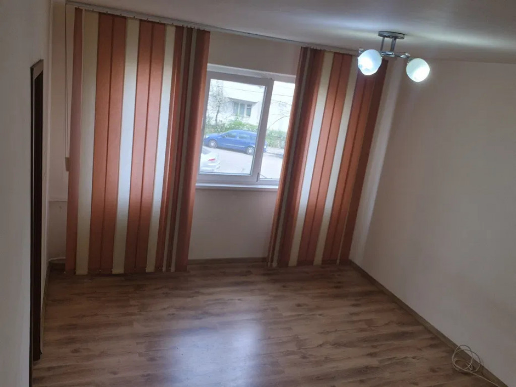Vânzare Apartament 2 Camere – Ploiești Vest (Zona Lămâ