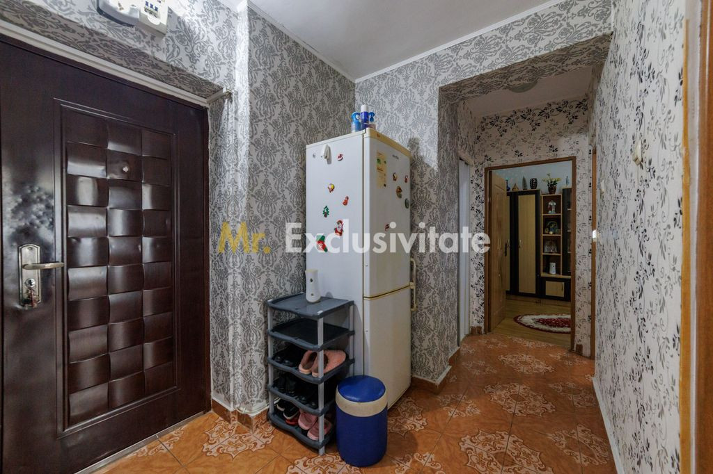 Apartament decomandat 2 camere Pitești Trivale-parter