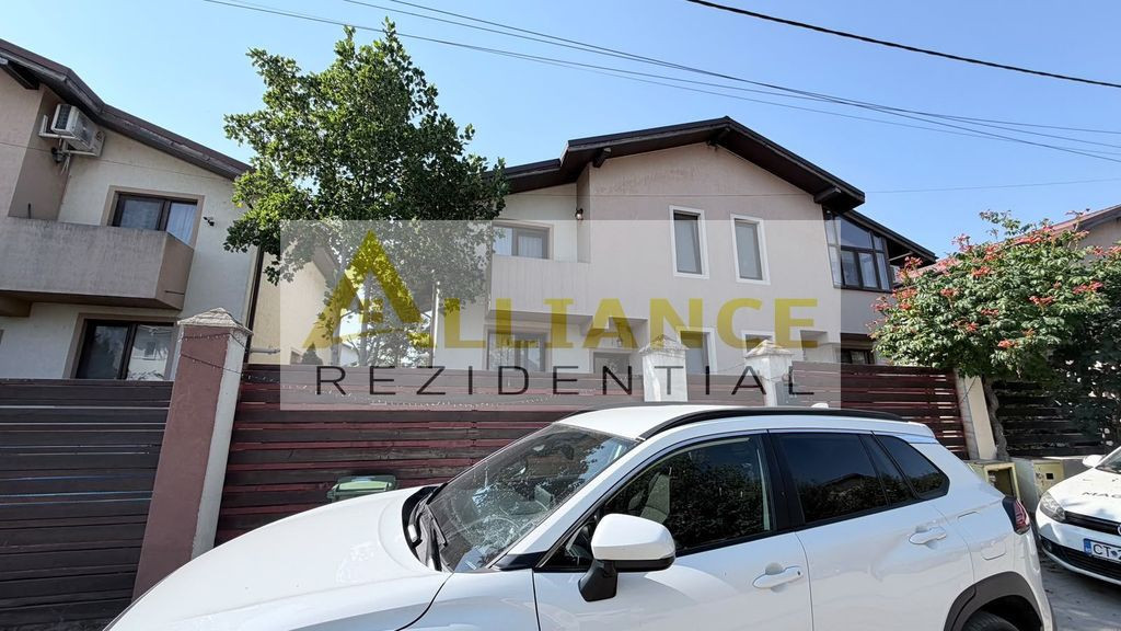 Duplex - 4 camere - 2 bai - 258mp teren