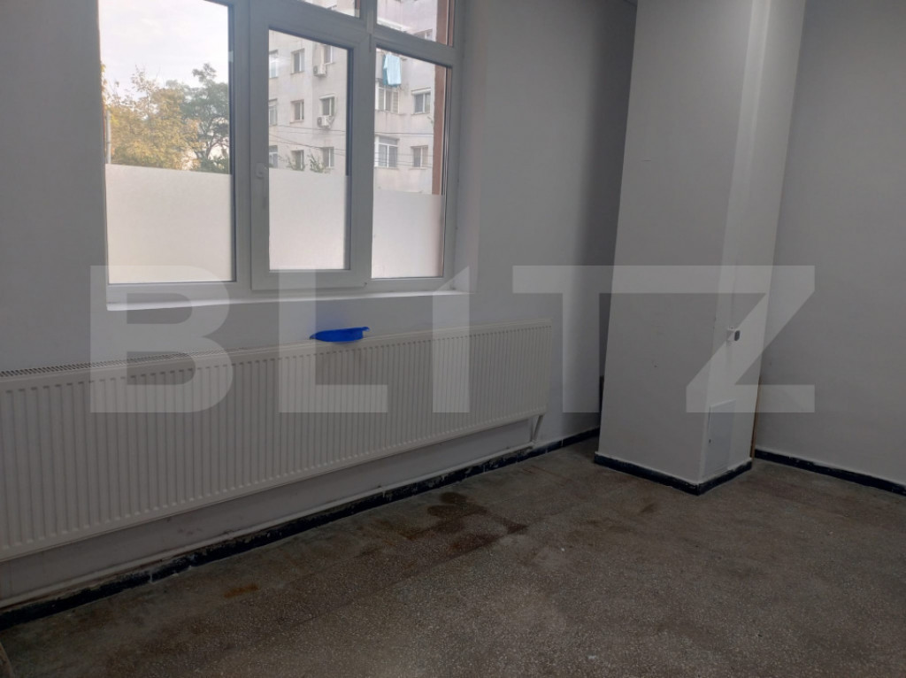 Spatiu comercial, 86 mp, zona Mircea cel Batran