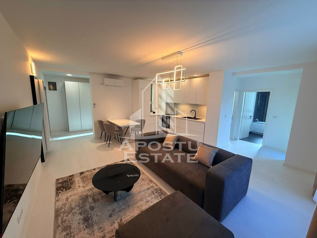 Apartament cu 2 camere de inchiriat-loc de parcare, lux, Dumbravita