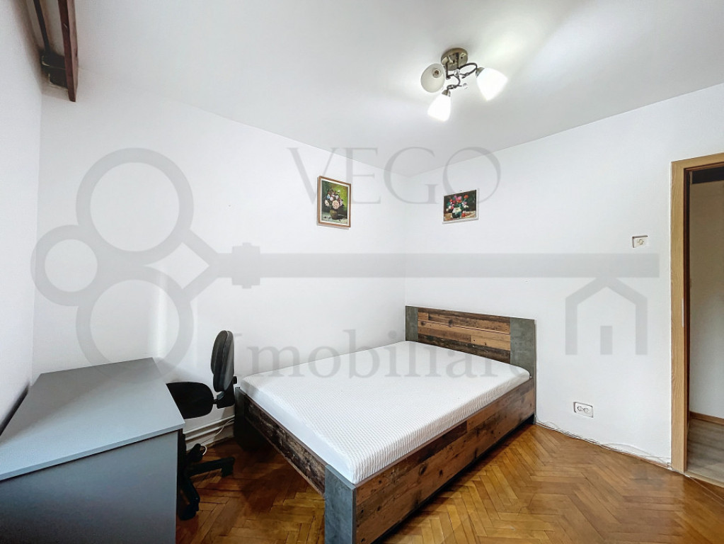 3 camere decomandate, garaj, aproape de UMF, Piata Zorilor