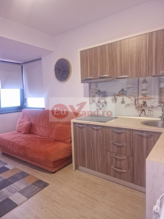 De inchiriat apartament cu 2 camere bloc nou, Anul revolutiei, et.1, 450 E