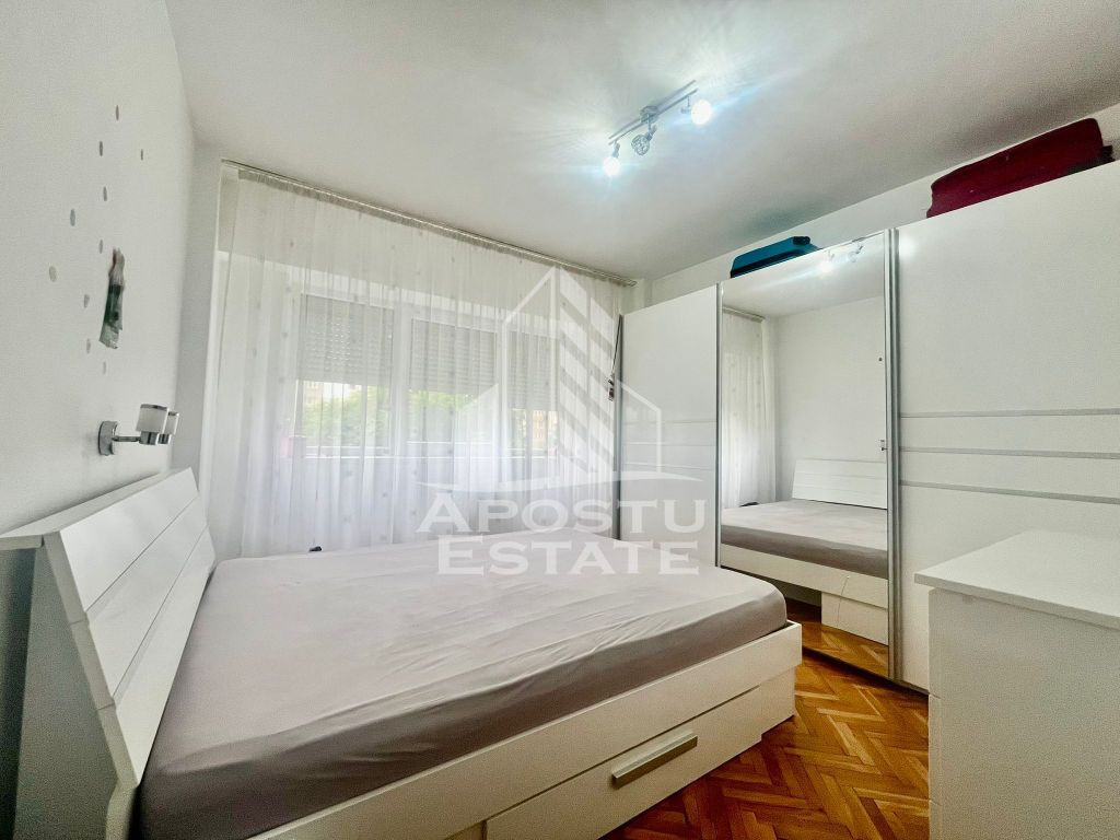 Apartament 3 camere, zona Vlaicu