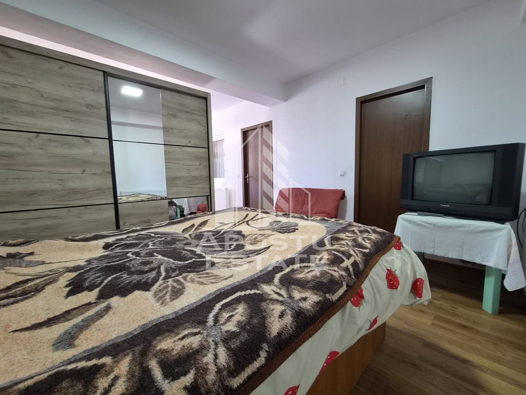 Apartament 1 camera curte comuna,zona Alfa