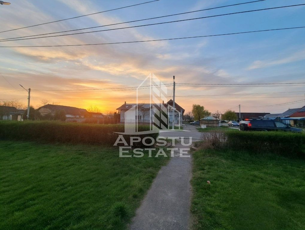Casă în Pesac – 288 m², 2 locuințe, oportunitate rară