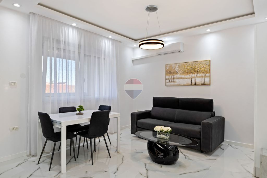 Apartament la casă cu 2 camere de închiriat |Grădiște | Parcare priva