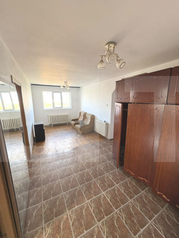 Apartament de 3 camere, 62 mp decomandat - Zona Piata Mare