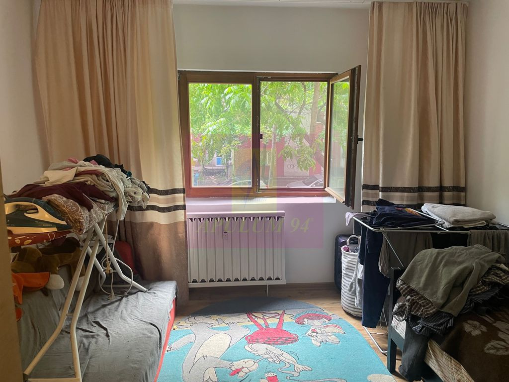 Apartament 4 camere 13 Septembrie,15 min pe jos metrou