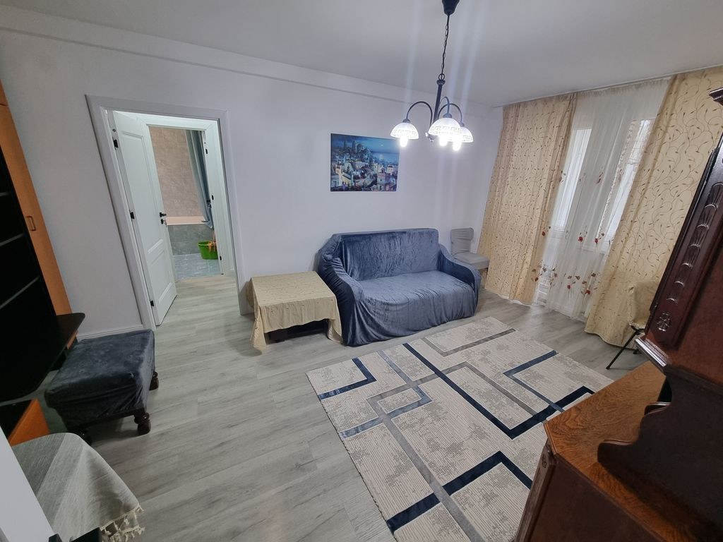 Ferdinand consulatul turc-apartament 2 camere mobilat ,termen lung