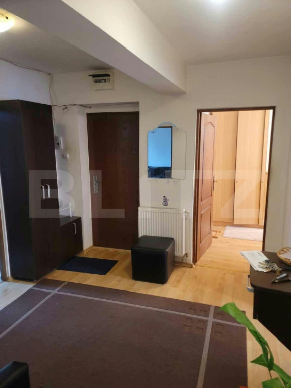 Vand apartament 4 camere decomandat in Deva, zona 22 Decembrie