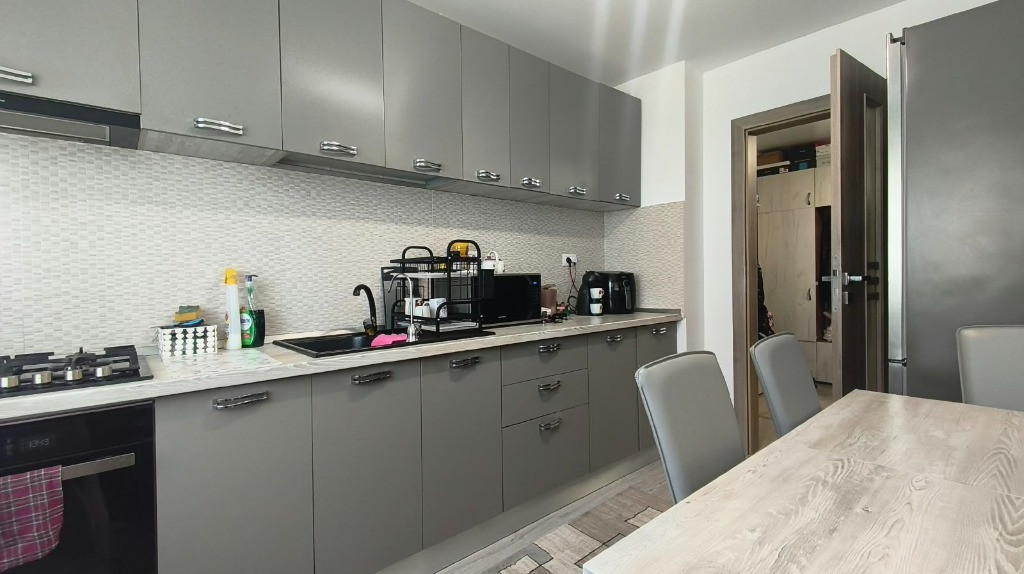 Apartament 3 camere decomandat, Zona Ultracentrala