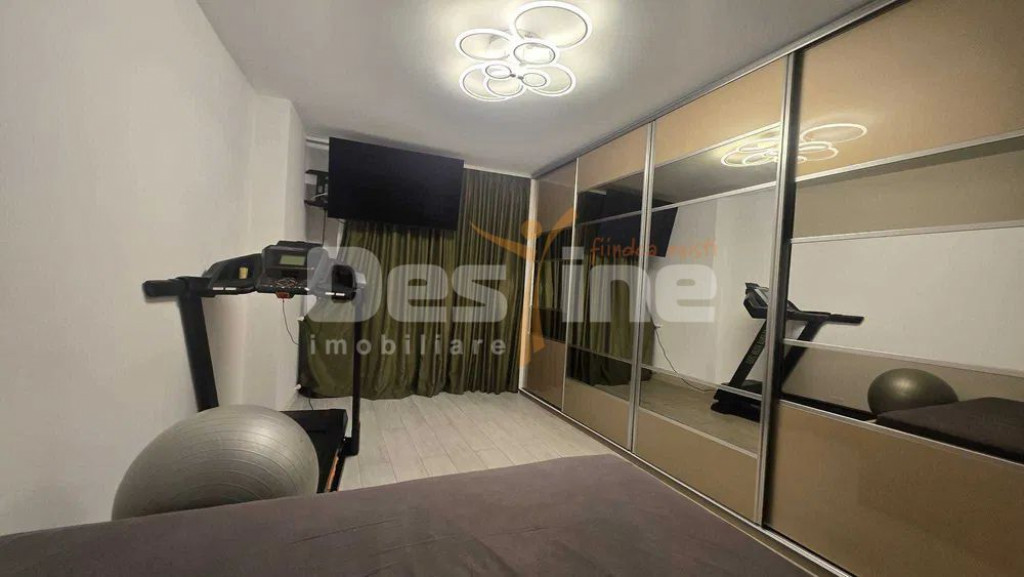 Apartament cu 4 camere de vânzare – Crângași