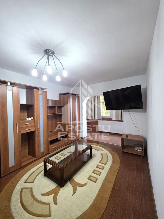 Apartament de închiriat cu 3 camere