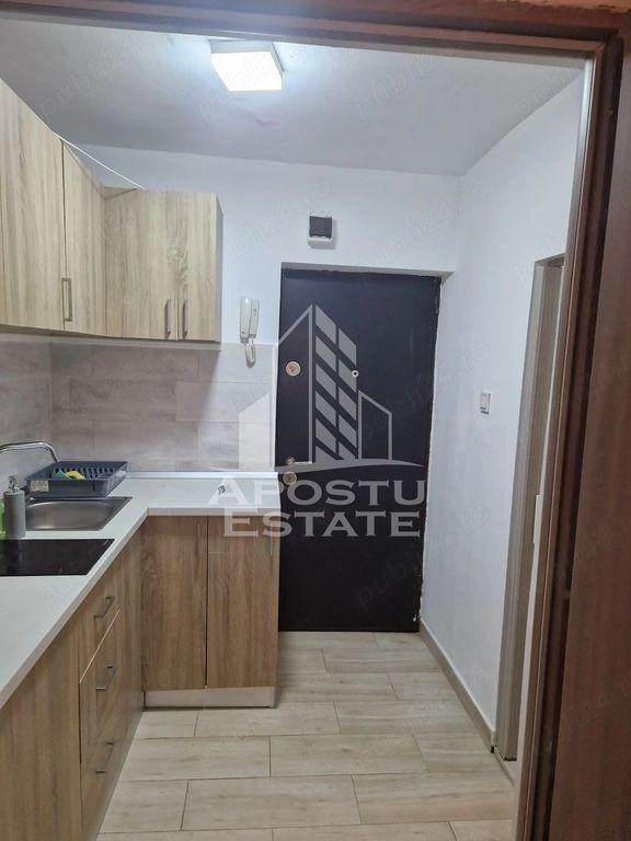 Apartament de închiriat cu 3 camere