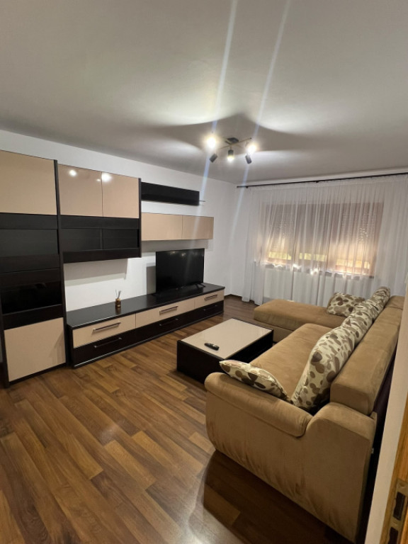 Apartament 2 camere, 57 mp, zona Rovine