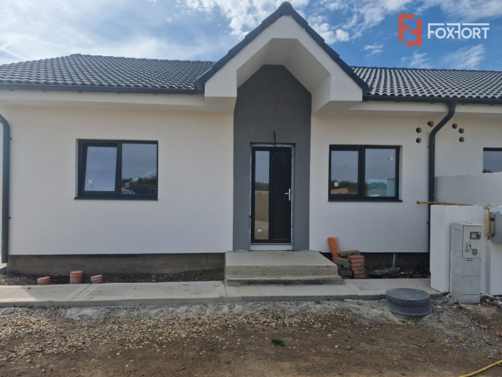 Duplex de vanzare cu 3 camere, zona Drumul Manastirii