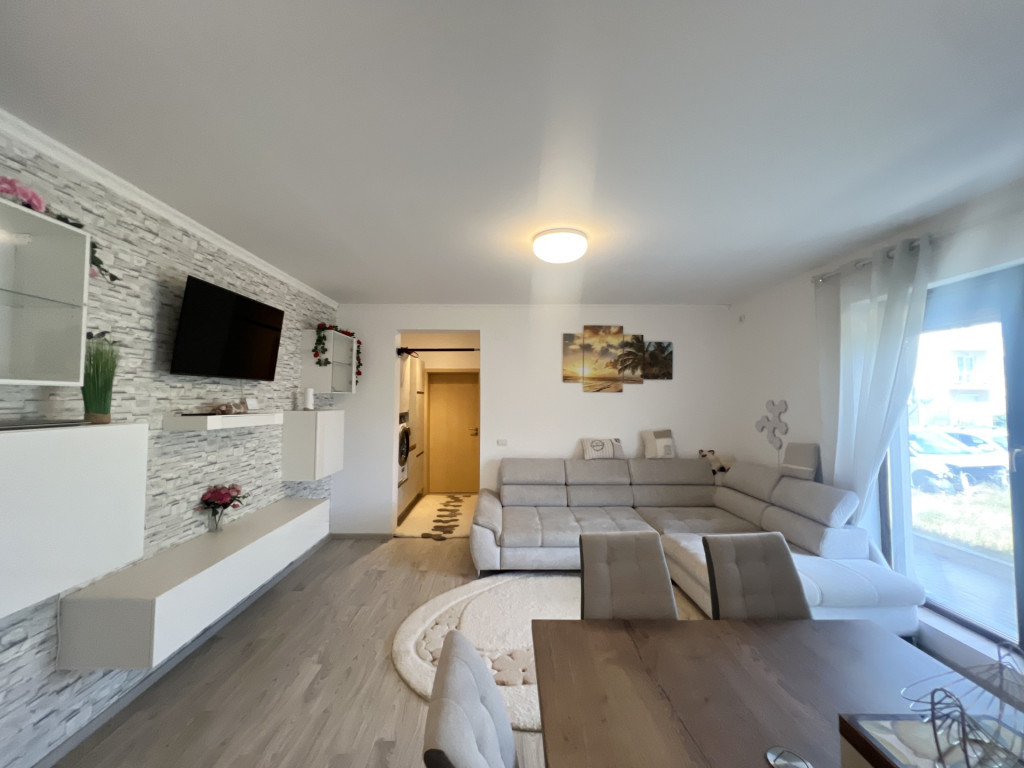 De inchiriat- Apartament 2 camere, 50 mp utili, garaj, - Gir