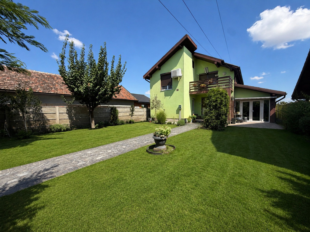Casa individuala, 4 camere, 135mp utili, 400mp teren, terasa