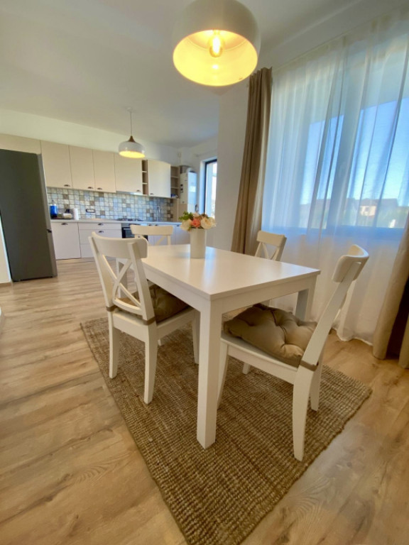 Casa insiruita - cartier rezidential, 3 camere, 92 mp utili