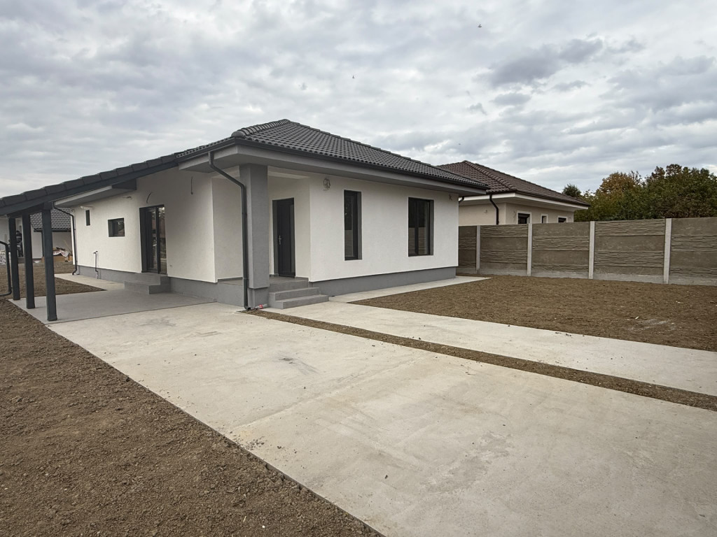 COMISION 0%Casa individuala, 4 camere, 450mp teren-Sanmihaiu