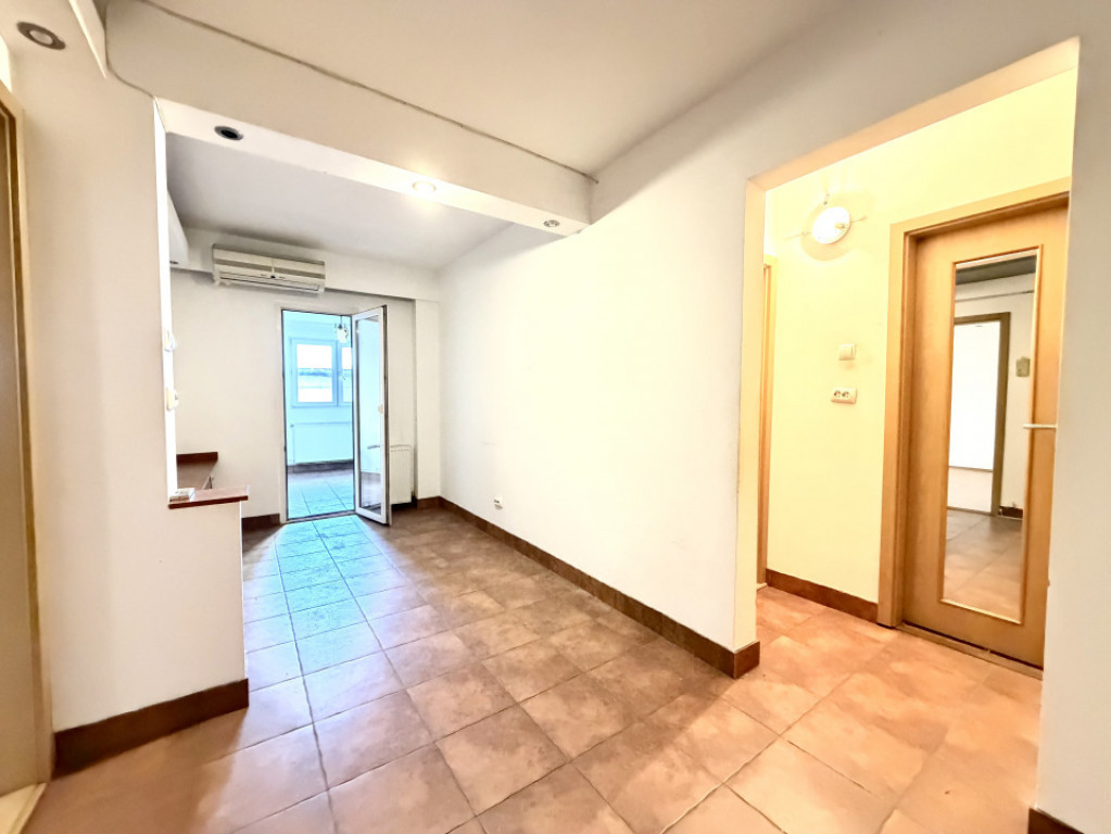 Apartament cu 2 camere, parter + boxa la subsol, 60 mp - Zon