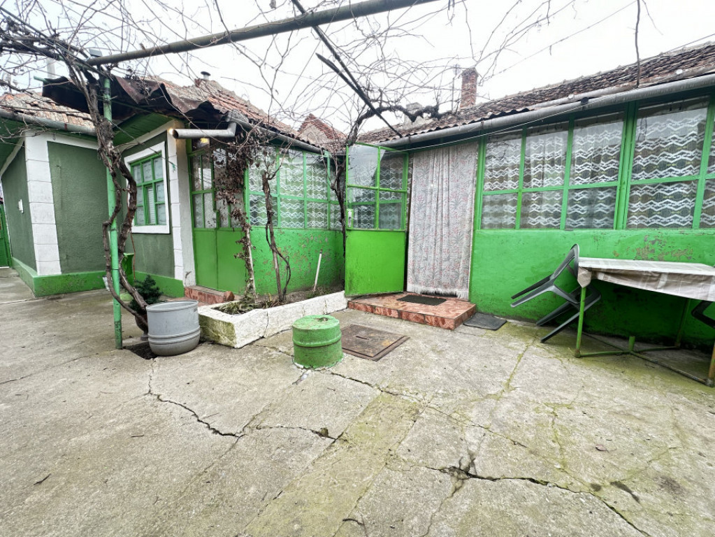 Casa individuala cu 4 camere, 100 mp utili, 386 mp teren - G