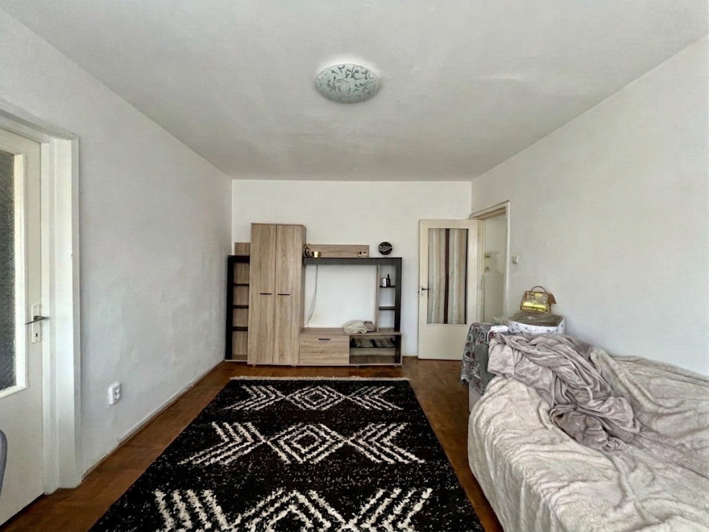 Apartament 2 camere, 42 mp utili, parter - zona Soarelui