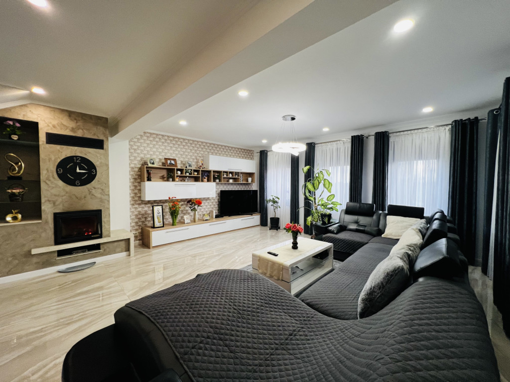 Casa individuala, 180 mp, 860mp teren, complet mobilata- San