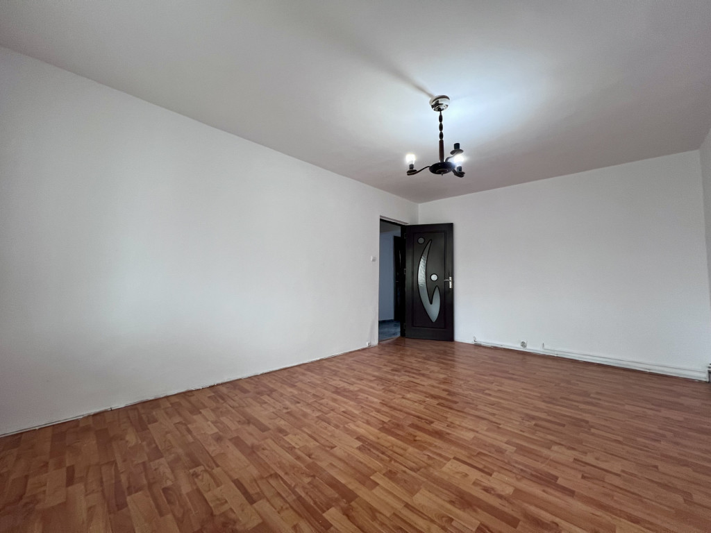 Apartament spatios, 3 camere, decomandat, 65 mp utili - Mod