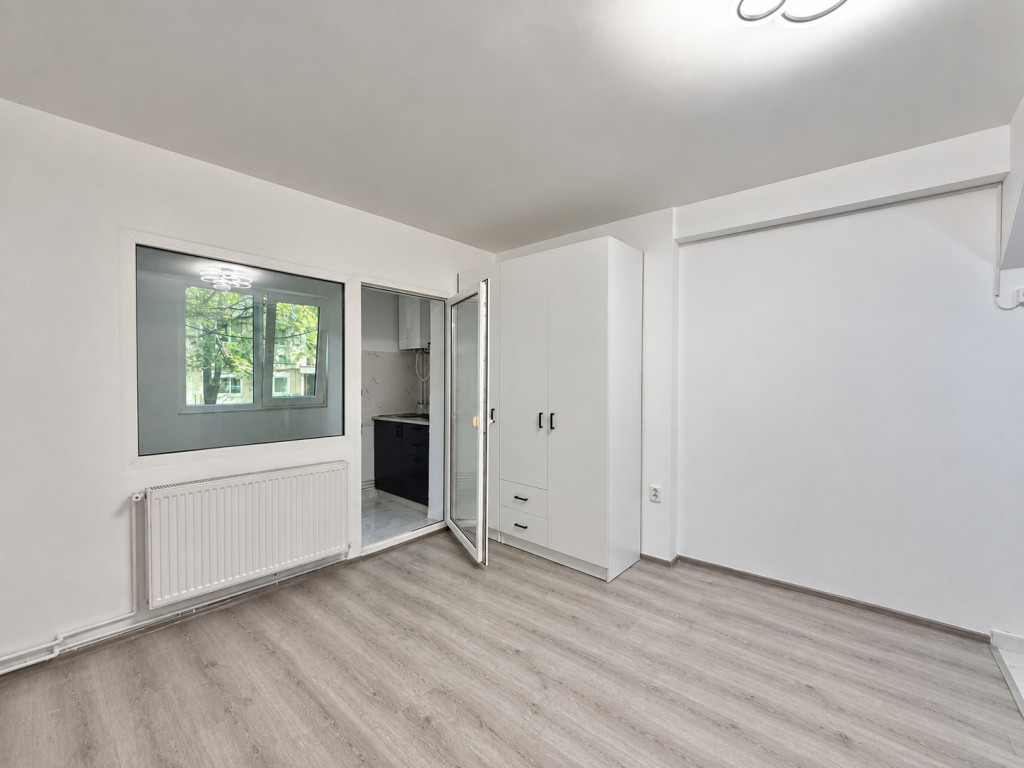 Garsoniera renovata, parter, zona Lipovei