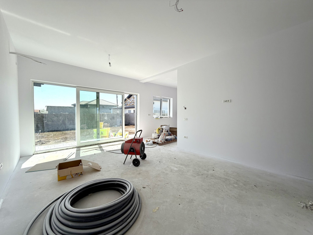 Duplex elegant cu 4 camere, 100 mp utili, 350 mp teren - San