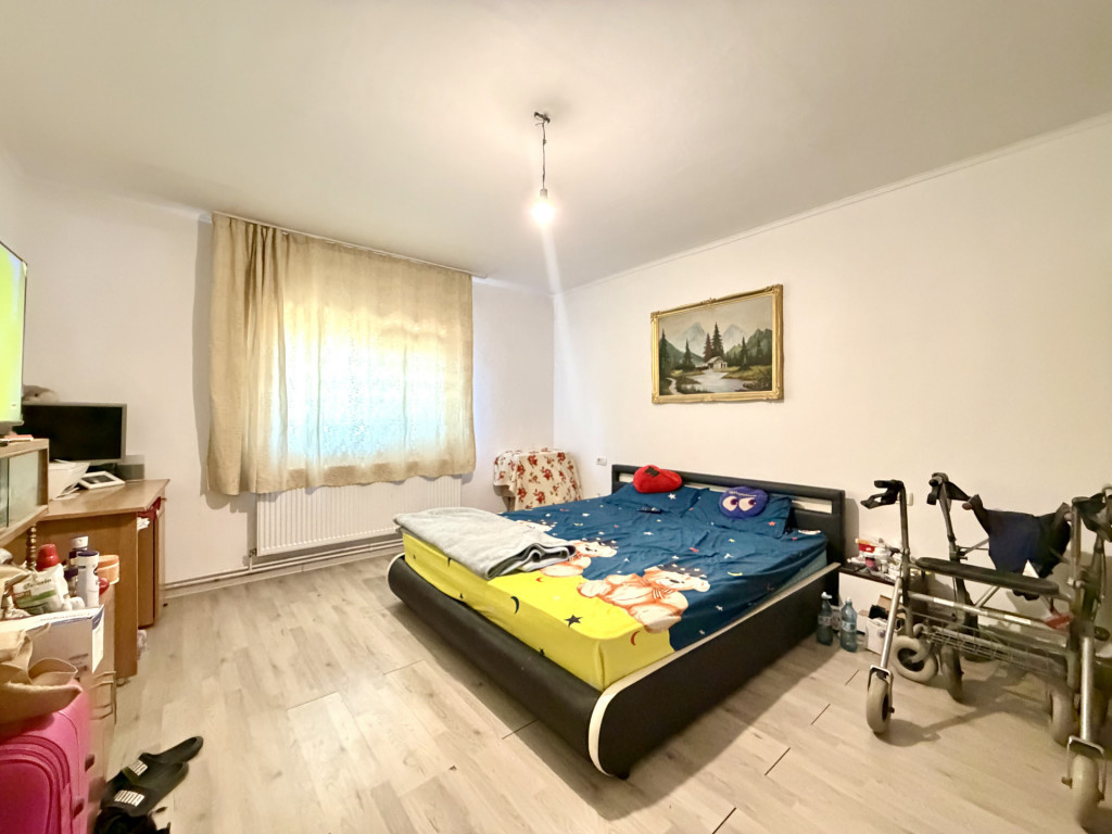 Casa individuala, 6 camere, 190 mp utili, 650 mp teren - San