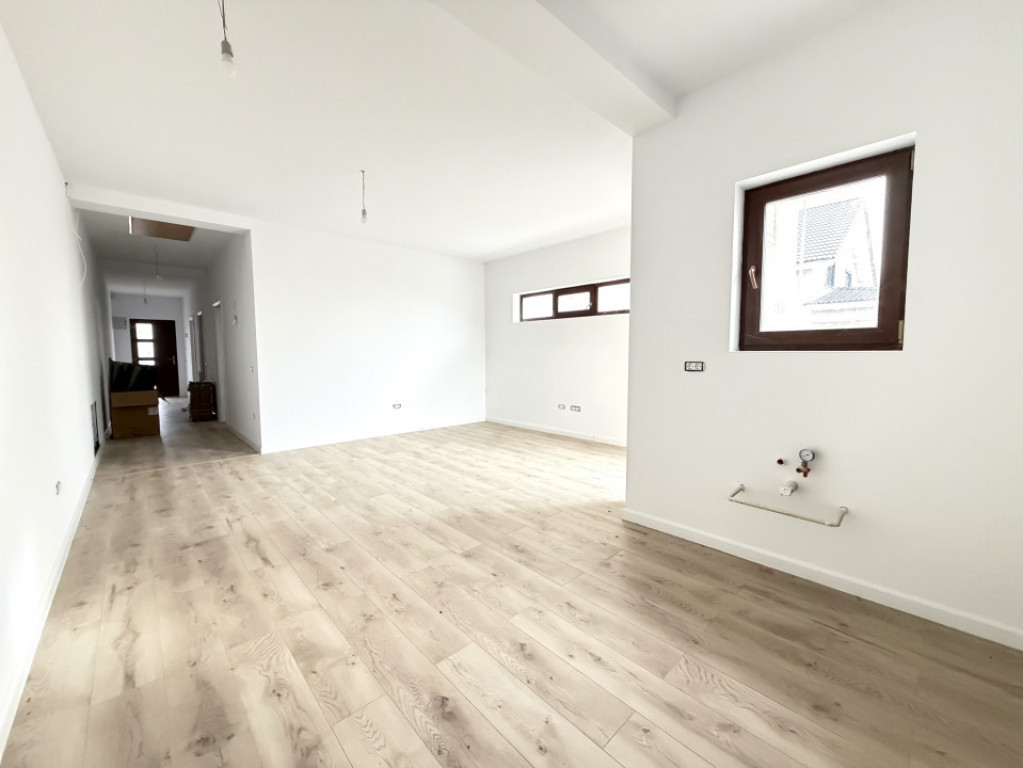 Duplex modern cu 3 camere, 70 mp utili, 250 mp teren - Sanan