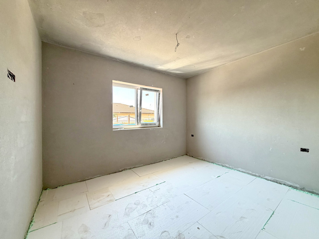Casa individuala cu 4 camere, 94 mp utili, 372 mp teren - Sa