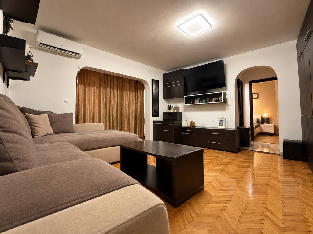 Apartament cu 2 camere, 53mp utili, parter, mobilat - Soarel