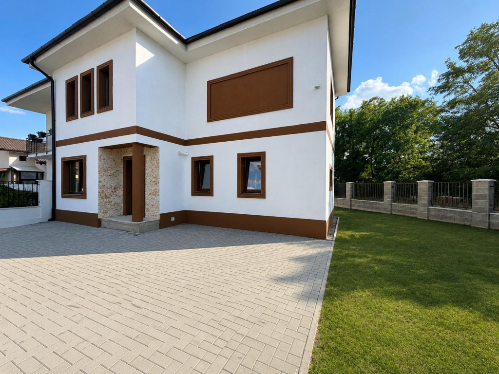 Duplex 4 camere+ spatiu comercial, 120 utili, 260 teren in G