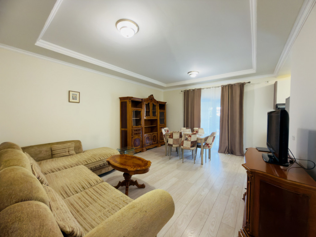 Duplex stil mediteranean 4 camere, parter, 85mp utili, 340 m