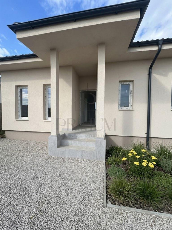 Duplex parter - 2 dormitoare - 2 bai - finalizat