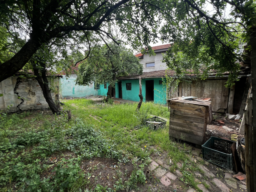 Teren 997 mp + casa de demolat - zona Bogdanestilor Timisoar