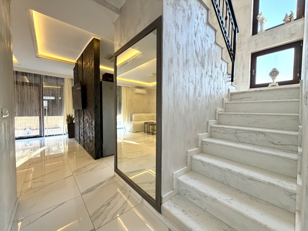 Duplex lux, 5 camere, 104 mp utili, 207 mp teren - Dumbravit
