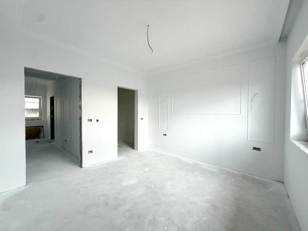 Duplex nou despartit prin garaj, 4 camere, 108 mp utili - Du