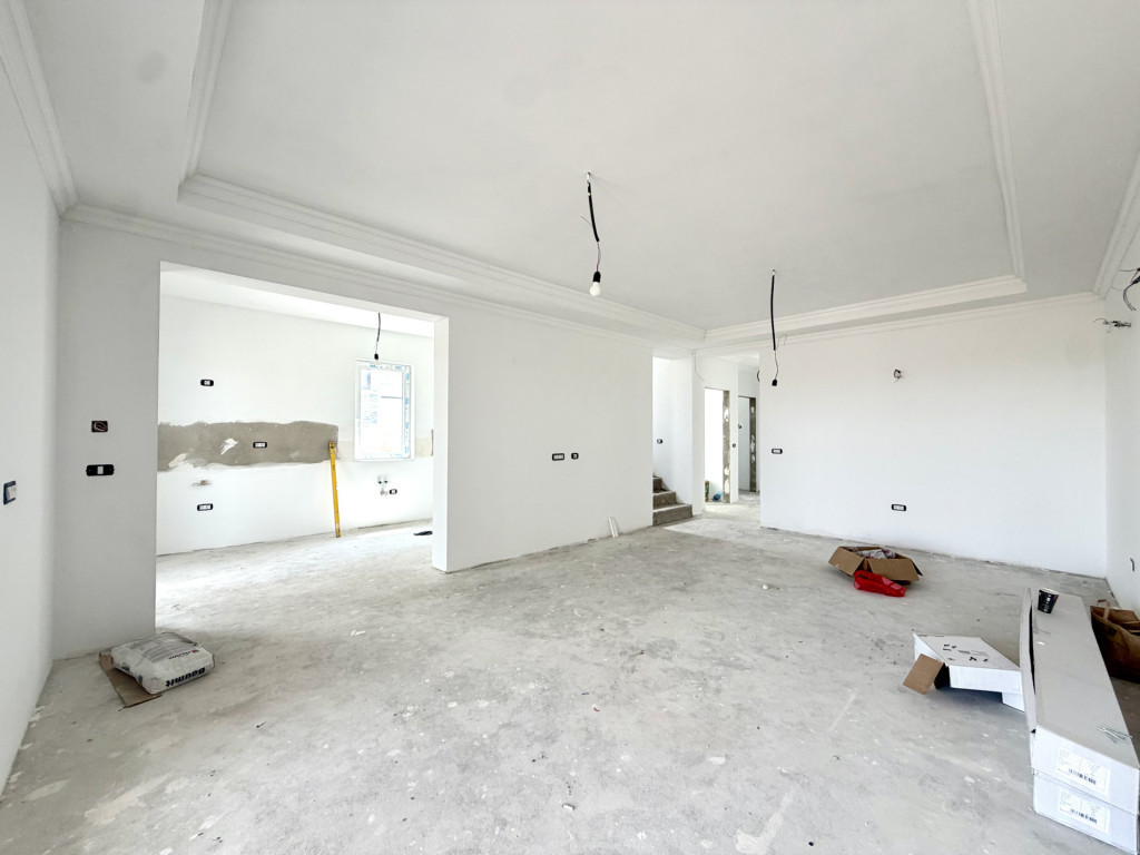 Duplex modern, 5 camere, 130 mp utili, 350 mp teren - Sacala