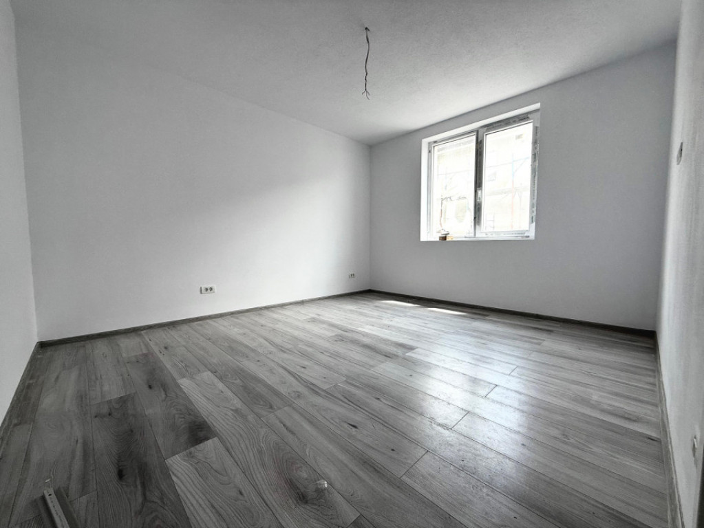 Apartament 3 camere, 70 mp, constructie noua, etaj 2 - Giro