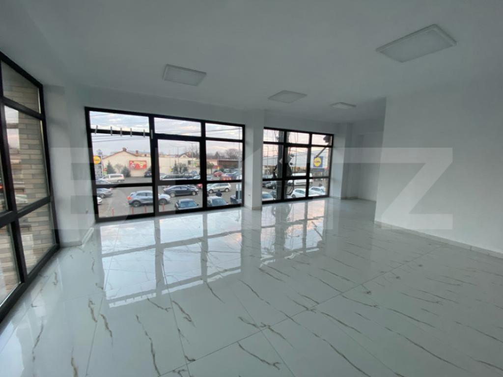 Spatiu comercial de inchiriat, Radauti